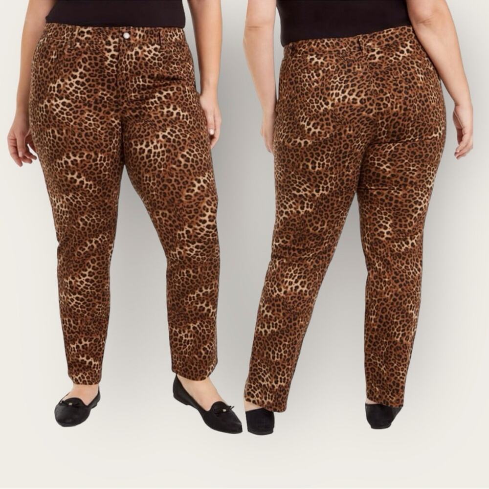 Charter Club NWT Cheetah Straight Leg Pants Animal Print Lexington